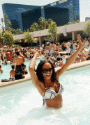 Mel B - In Bikini - Wet Republic at MGM Grand in Las Vegas - 20 giu 09 E3d39439710668