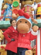 Nov 25, 2010 - Victoria Justice - "Macy's Thanksgiving Day" 84th Annual Parade In New York 477484108342805