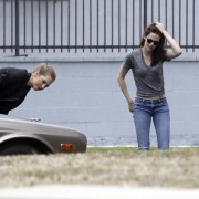 Kristen Stewart - Imagenes/Videos de Paparazzi / Estudio/ Eventos etc. - Página 16 Efa6b1140605507