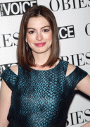 Anne Hathaway -  54th Annual Village Voice Obie Awards - 18 Mag 09 0e555f36232635