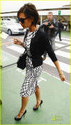 Victoria leaving her hotel in London, 23/09/09 1499f949818326