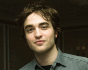 Robert Pattinson - Página 27 119d0470915430