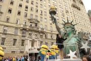 Nov 25, 2010 - Miranda Cosgrove - "Macy's Thanksgiving Day" 84th Annual Parade In NYC 9f8562108219417