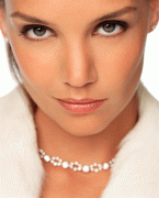 Katie Holmes D9990a31163258