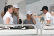 Hayden Panettiere -  Short shorts - Candids in Yacht - Cannes -23 Mag 09 09999836668549