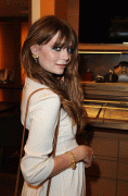 Mischa Barton - Mini Vestito - Opens Harrods Summer Sale - 27 giu 09 67ba4a40456443