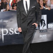 Kellan Lutz at the 'Eclipse' premiere 93664886170636