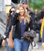 Jennifer Aniston - Page 6 Ee4d2c35827434