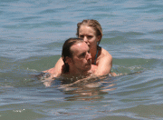 bikini - Kristen Bell - Bikini Candids - Hawaii - 18 giu 09 0960b639517226