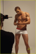 LARGER VERSIONS OF KELLAN'S CALVIN KLEIN PICS A6daec66656935