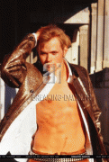 Kellan Lutz 90866b47817262