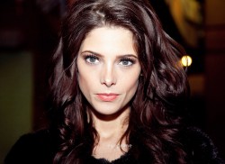 Ashley Greene - Imagenes/Videos de Paparazzi / Estudio/ Eventos etc. - Página 22 37205e183532624