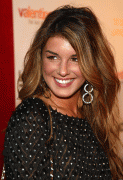 Shenae Grimes - Page 5 F942f831654668