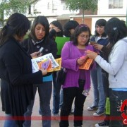 2009*||  Promocionando a Tokio Hotel en Cusco Ee53c284988926