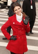 Nov 25, 2010 - Victoria Justice - "Macy's Thanksgiving Day" 84th Annual Parade In New York 6a7cfb108343954