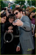 Robert Pattinson - Página 34 E2ad6a130462035