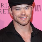 Kellan Lutz - Imagenes/Videos de Paparazzi / Estudio/ Eventos etc. - Página 18 2b723f132111168