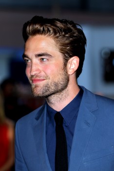 Robert Pattinson 14a8a9205904805