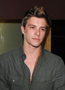 Xavier Samuel: Louis Vuitton party 71252588432758