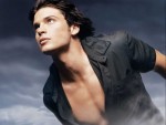 Tom Welling  (Clark Kent - Kal-El) 77e60794320560