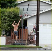 Kellan Lutz: Shirtless Basketball with Dickey Doo! C5e15799877339