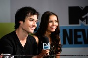 Nina and Ian at the MySpace And MTV Tower During Comic-Con  A31b6c90811575