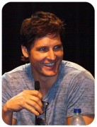 New/old pics of Peter Facinelli at Dragon*Con 28b45787826402