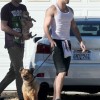 Kellan Lutz - Imagenes/Videos de Paparazzi / Estudio/ Eventos etc. - Página 14 9837ba106351241