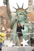 Nov 25, 2010 - Miranda Cosgrove - "Macy's Thanksgiving Day" 84th Annual Parade In NYC 1e1334108219095