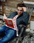 Robert Pattinson - Page 7 F47d5f56617482