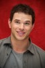 Kellan Lutz[Emmett Cullen] - Pagina 5 08dbed84504737