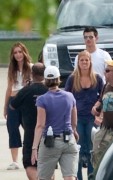 More pics of Taylor Lautner on the set of Abduction 53a57888631559