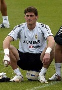 Iker Casillas - Page 2 670b0f118144356