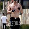 Kellan Lutz - Imagenes/Videos de Paparazzi / Estudio/ Eventos etc. - Página 18 F683ed135547373