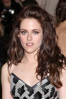 Kristen Stewart - Imagenes/Videos de Paparazzi / Estudio/ Eventos etc. - Página 23 7c5880189044265