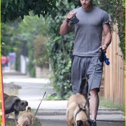 Kellan Lutz: Jogging with Kola and Kevin! 3e0b3b90505837