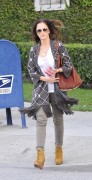 Nov 24, 2010 - Minka Kelly - Out n about in Hollywood 0cd9b8108488504