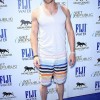 Kellan Lutz - Imagenes/Videos de Paparazzi / Estudio/ Eventos etc. - Página 8 0e46d389124845