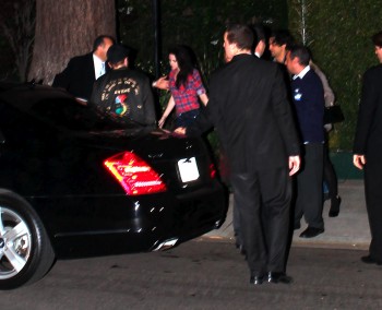 Robsten - Imagenes/Videos de Paparazzi / Estudio/ Eventos etc. - Página 6 F4263e176730831