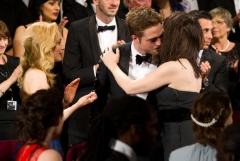 26 Mayo- Fotos de Rob y Kristen en la premiere de Cosmopolis F76c3f192178177