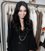 Vanessa Hudgens 8a90e063699380