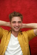 More portraits of Robert Pattinson from the 'Eclipse' press conference C427a084576646