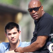 HQ pics of Taylor Lautner on the set of 'Abduction' - July 14th, 2010 C9ce1888639723