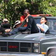 New pics of Taylor Lautner on the set of 'Abduction' 7c243788777602