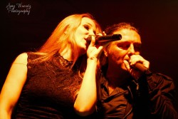 Fotos de Simone Simons - Página 23 A675bd151535367