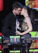 Picture post from the MTV Movie Awards 2d78e583591310