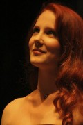 Fotos de Simone Simons - Página 16 8ce41890135860