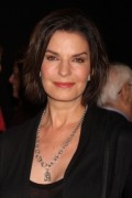 Sela Ward - Page 2 1fda2498840405