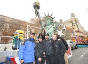 Nov 25, 2010 - Miranda Cosgrove - "Macy's Thanksgiving Day" 84th Annual Parade In NYC C8cf71108220055