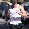 Kellan Lutz - Imagenes/Videos de Paparazzi / Estudio/ Eventos etc. - Página 14 0adb73106351341